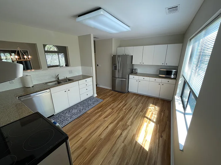 6 Sunflower Ct — Photo 13