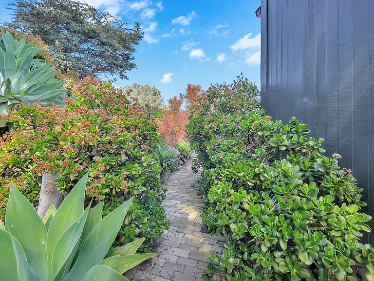 1234 Oribia Rd — Photo 33