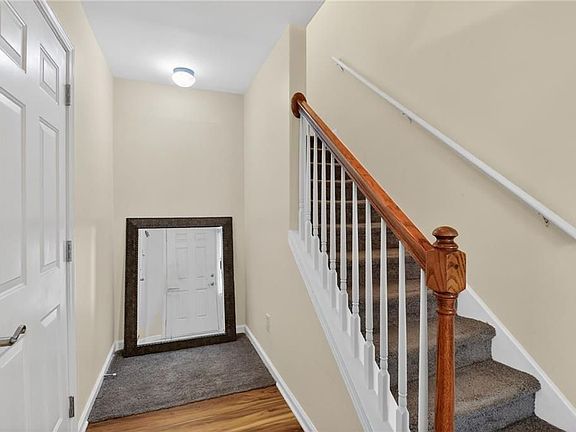 5th image of 2928 George Busbee Pkwy NW Unit 527