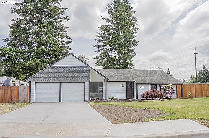 1st image of 1807 NE 129th Ave