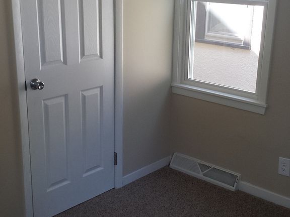 3rd image of 4103 Nokomis Ave S