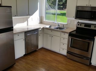 17440 SW Britetree Cir, Beaverton, OR 97007