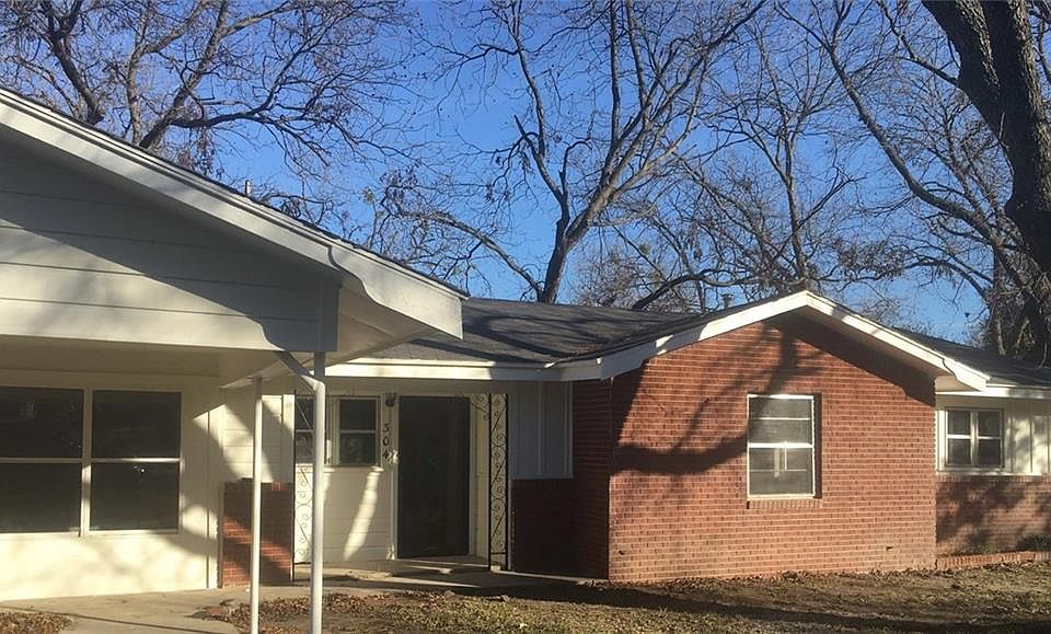 1st image of 304 Woodlawn Dr