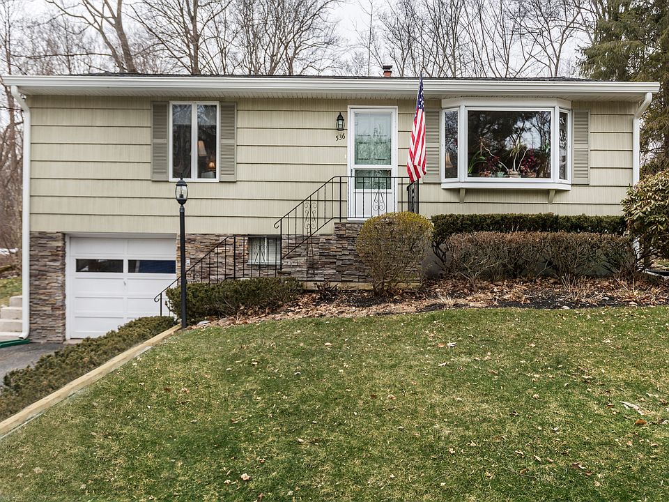 1st image of 536 Shirley Ave