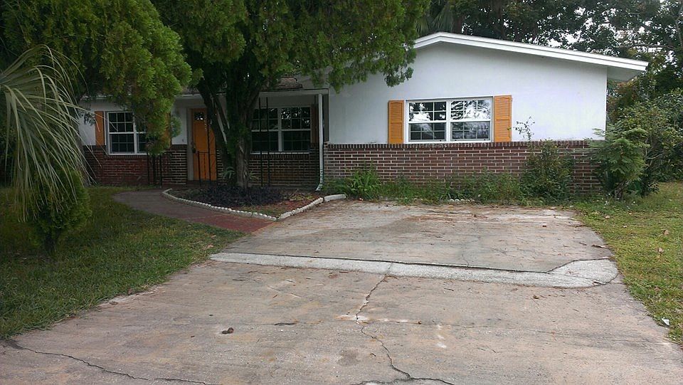1st image of 3055 Avon Ln
