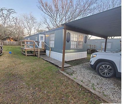 2nd image of 5118 39th St #12