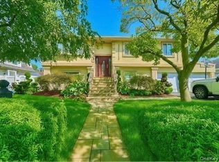 62 Walnut Road, Inwood, NY 11096