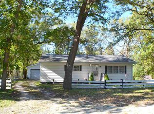 2613 167th Ave, Decorah, IA 52101