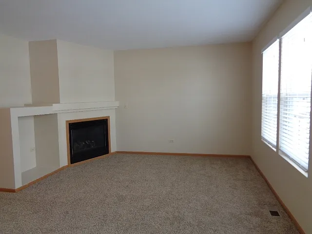 1706 Lake Pointe Ct — Photo 5