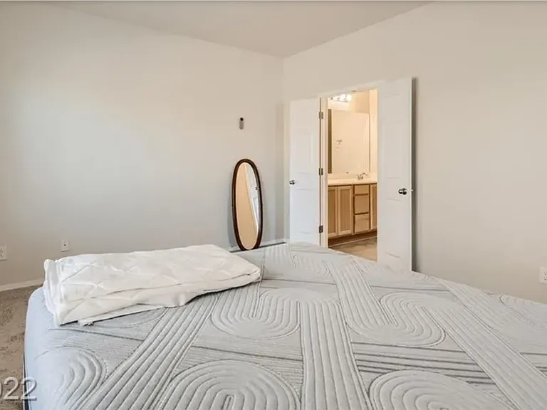 5826 Crossfield Ave — Photo 2