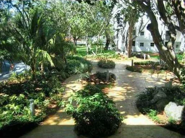 777 NE 62nd St APT C101, Miami, FL 33138