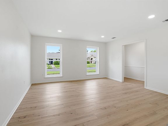 3rd image of 10047 Chanadia Dr
