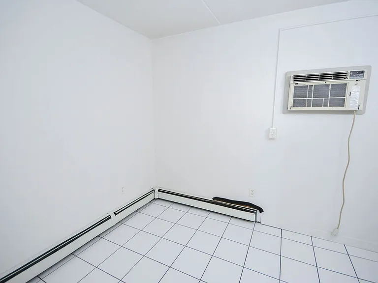 512 3rd Ave SW — Photo 9