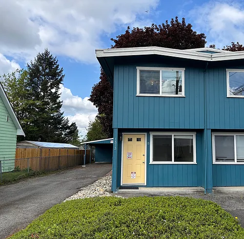 1313 M St SE #A Photo 1