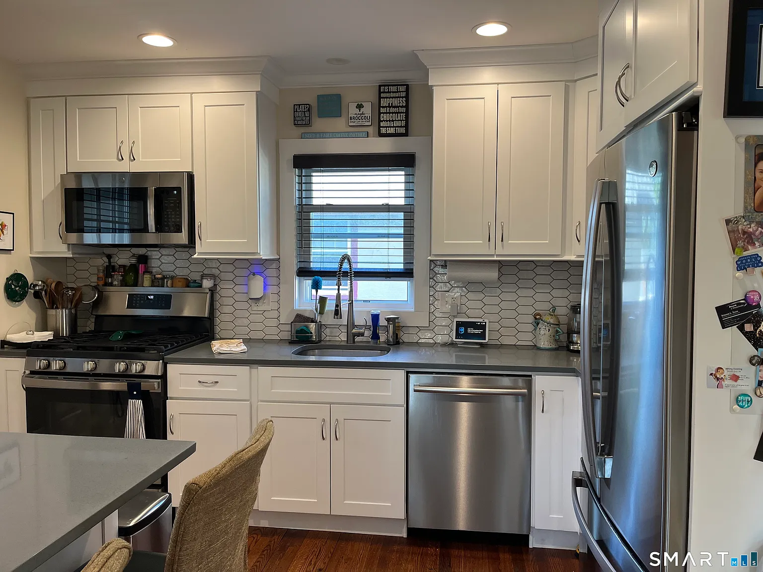 2 bed, 2.0 bath, 1200 sqft, $2,700 — Photo 1