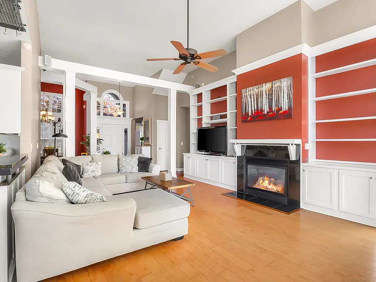4377 Westminster Pl — Photo 16