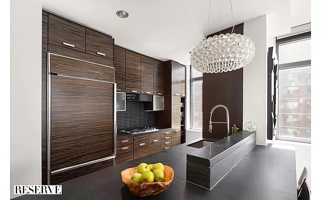 Sold by Reserve | media 5