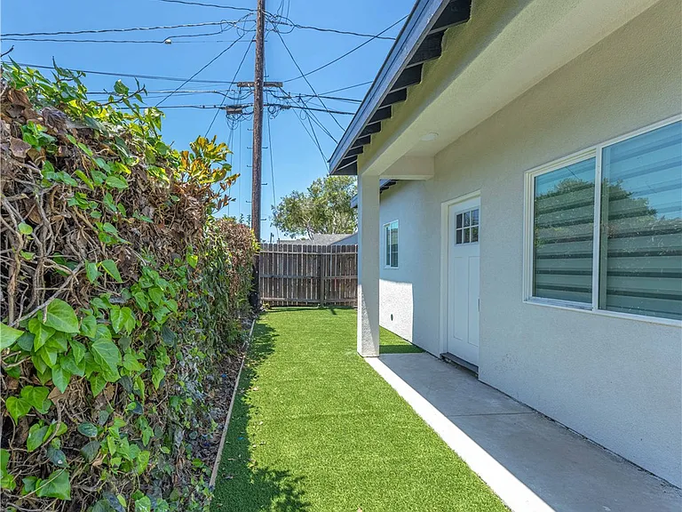 17311 Elgar Ave — Photo 21