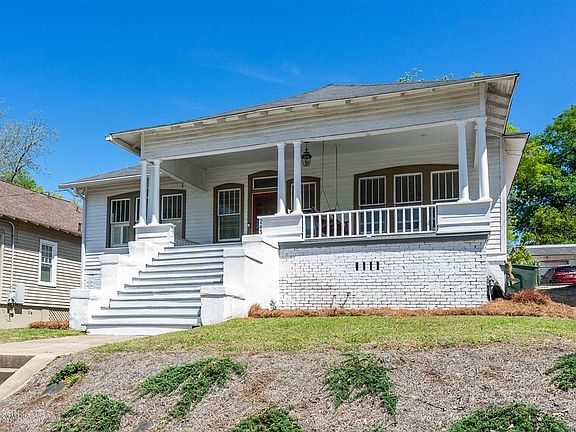 2nd image of 243 Buford Pl
