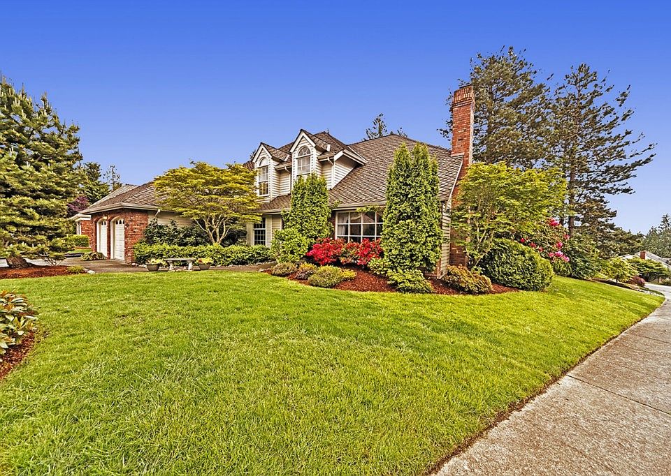 1st image of 20323 NE 35th St
