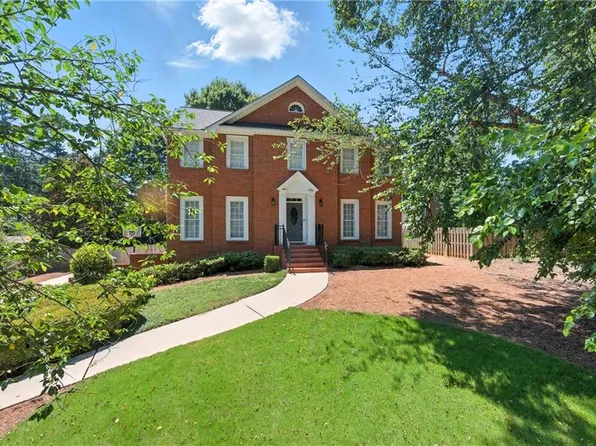 491 Lees Trce SW, Marietta, GA 30064