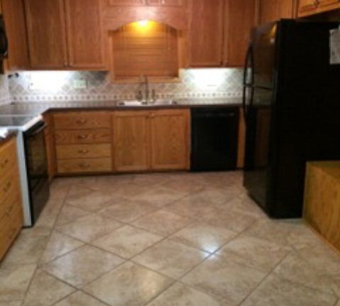2nd image of 2225 Nixon Dr