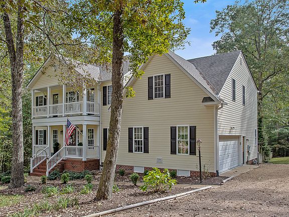 2nd image of 7294 Cabell Pl