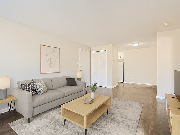 3rd image of 1400 W Mississippi Ave #306