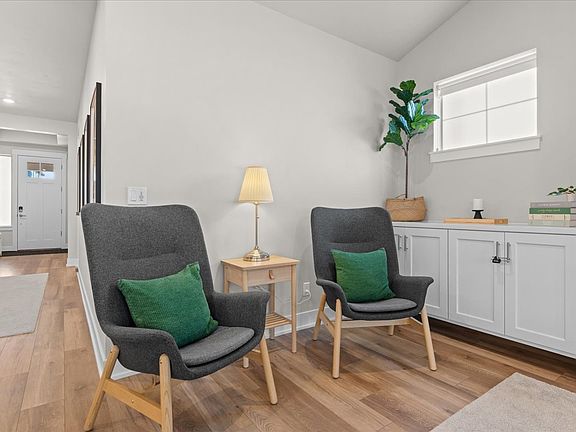 5th image of 5706 SE 79th Ave
