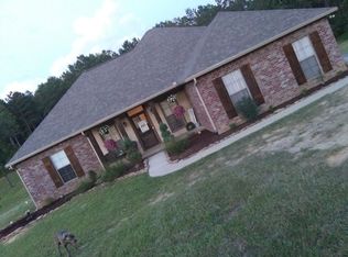 1047 Winding Rd, Summit, MS 39666