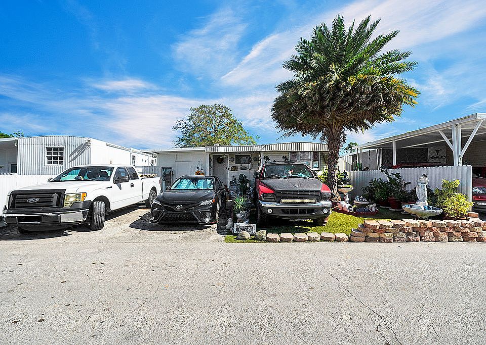 1st image of 25345 SW 129th Pl