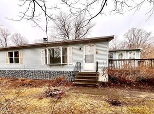 307 Lower Cady Rd, Old Chatham, NY 12136