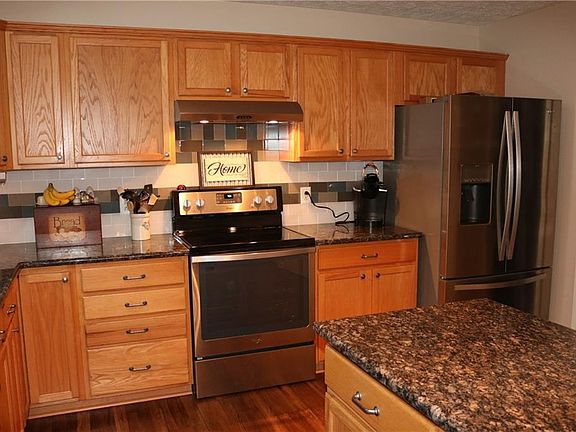 4th image of 5158 Stonehurst Dr