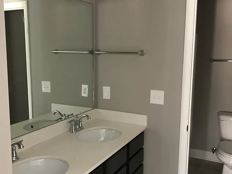 1724 Glen Shady Blvd — Photo 21