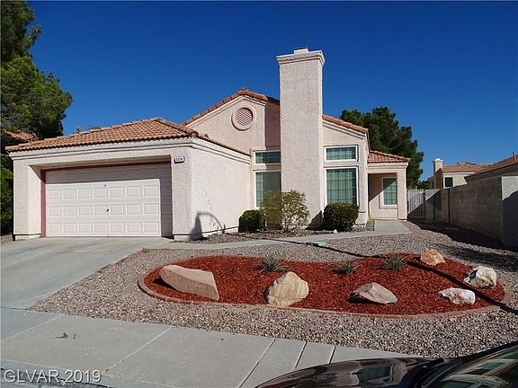 2nd image of 3324 Royal Glen Ct