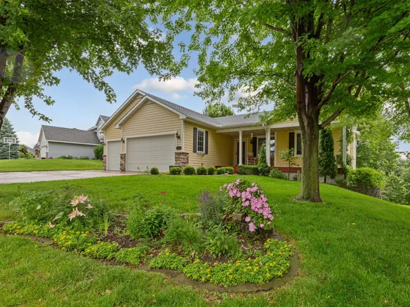 1809 Michigan Dr, Northfield, MN 55057