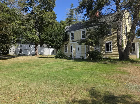 2 Elm St, Boxford, MA 01921