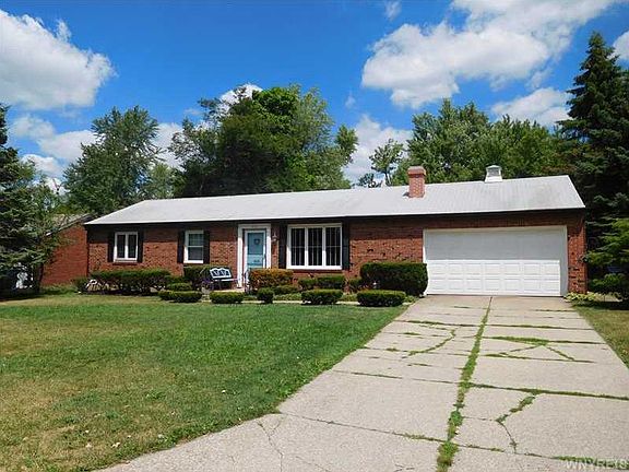 2nd image of 119 Campus Dr W