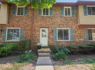 227 Sheffield Dr, Saline, MI 48176