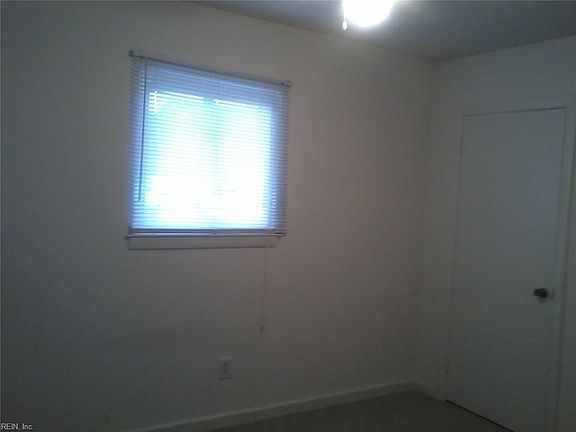 5th image of 4437 Ocean View Ave #A