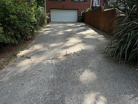 2nd image of 310 Harris Manor Dr SW #B
