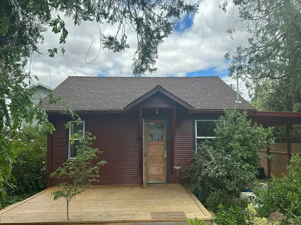 105 Maple St, Phoenix, OR 97535