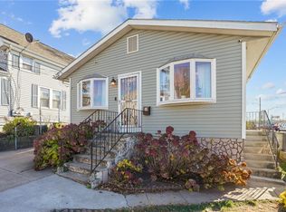 216 Wendell St, Providence, RI 02909