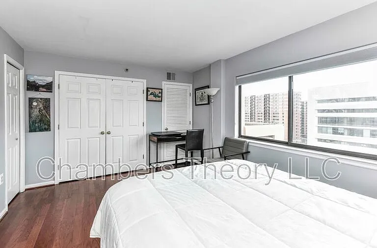 1301 N Courthouse Rd #1605 — Photo 14