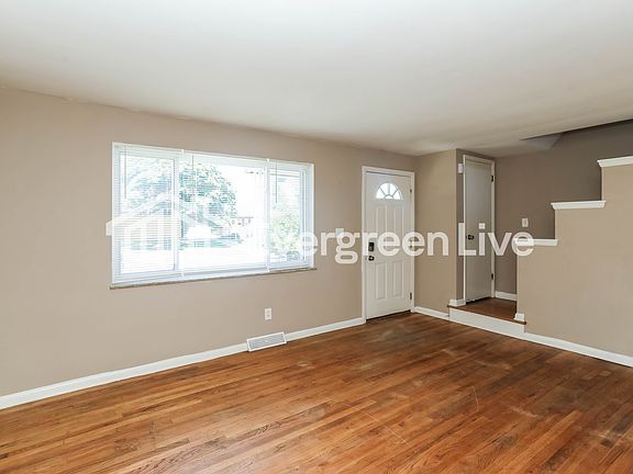 3rd image of 3393 Alexis Rd