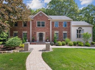 35 Olde York Rd, Randolph, NJ 07869