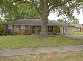 106 Chickamauga Ave, Broussard, LA 70518