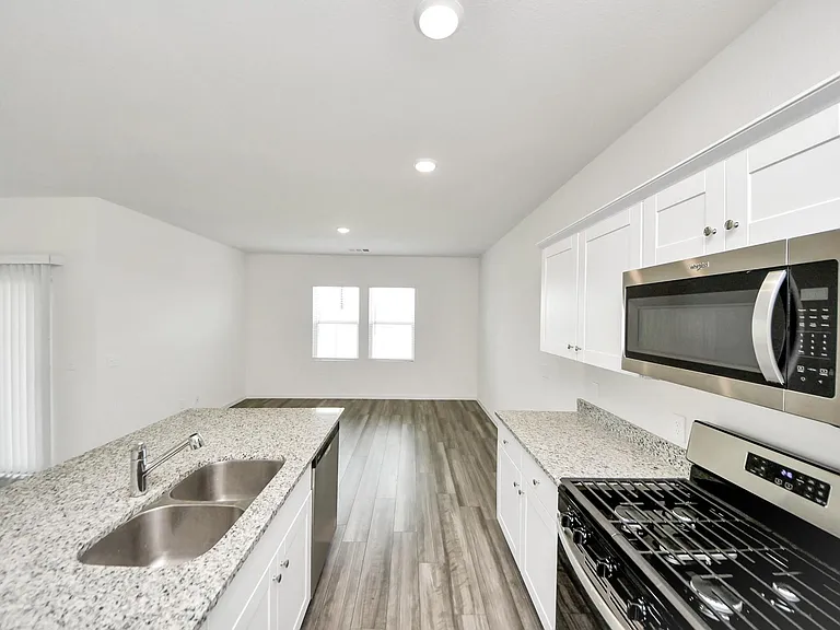 10303 Rose Mar Dr #B — Photo 12