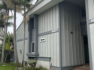 16872 Pacific Coast Hwy Unit 201, Huntington Beach, CA 92649