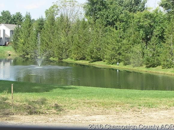 2nd image of 1806 Lake Ridge Ct